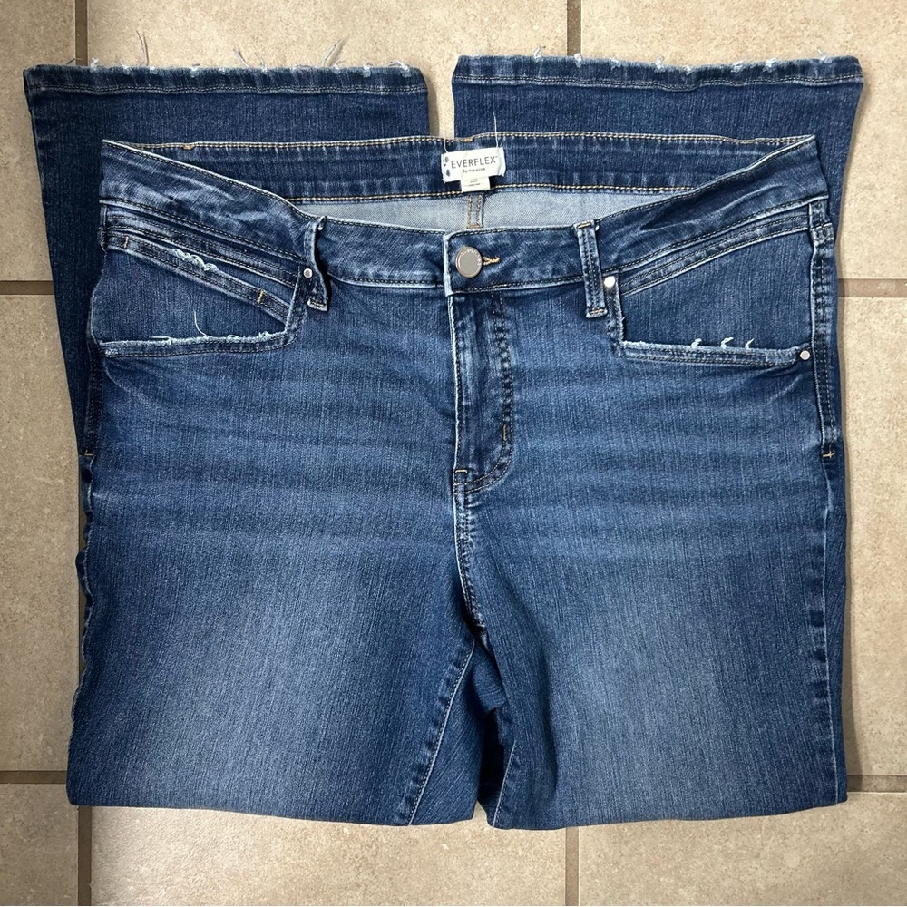 Maurices Flex Jeans Size 18 Short Flare Mid Rise Stretch Denim